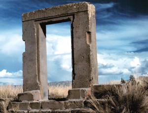 tiwanaku luna