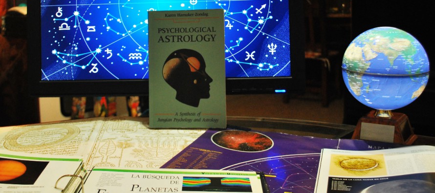 Psychological Astrology – Karen Hamaker-Zondag
